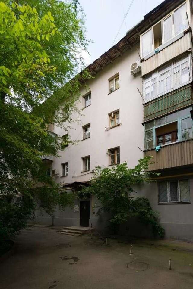 Апартаменты Nadezhda Apartments on Nayrizbay Batira 82 Алматы-22